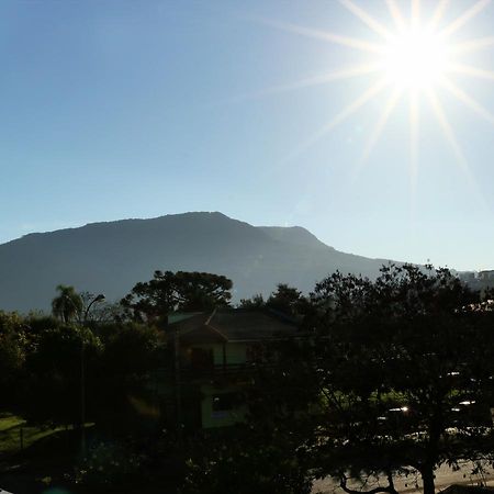 Hotel Vinte Sapiranga エクステリア 写真